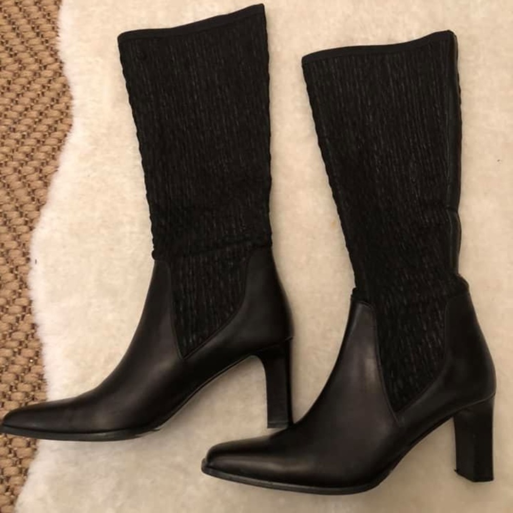 2/$50 🌸 Leather knee-high sock boot (size 8.5)